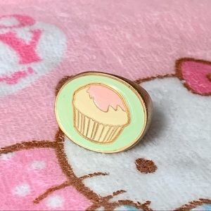 TOVA Pastel Cupcake Ring in Gold